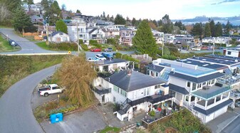 15474 Victoria Ave, White Rock BC - Commercial Real Estate