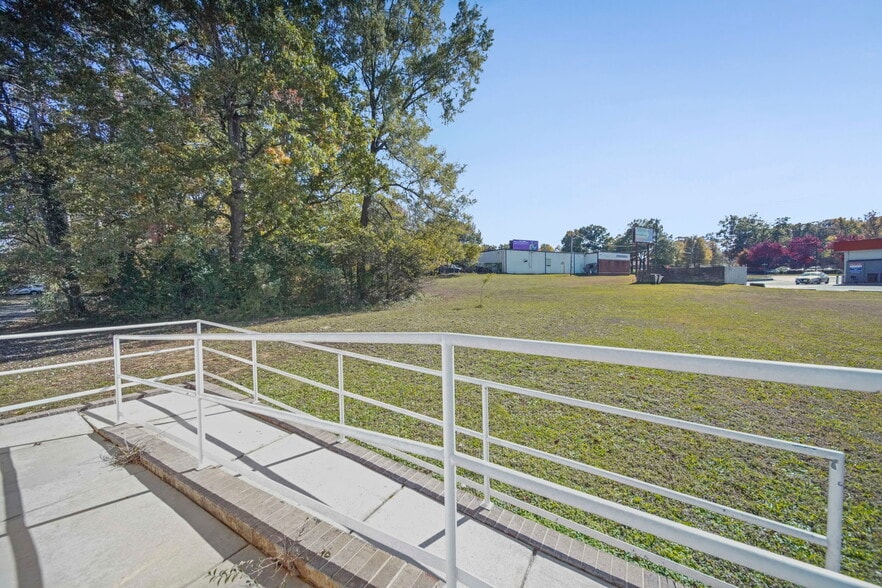 315 Sutherland Ave, Monroe, NC for sale - Building Photo - Image 2 of 12