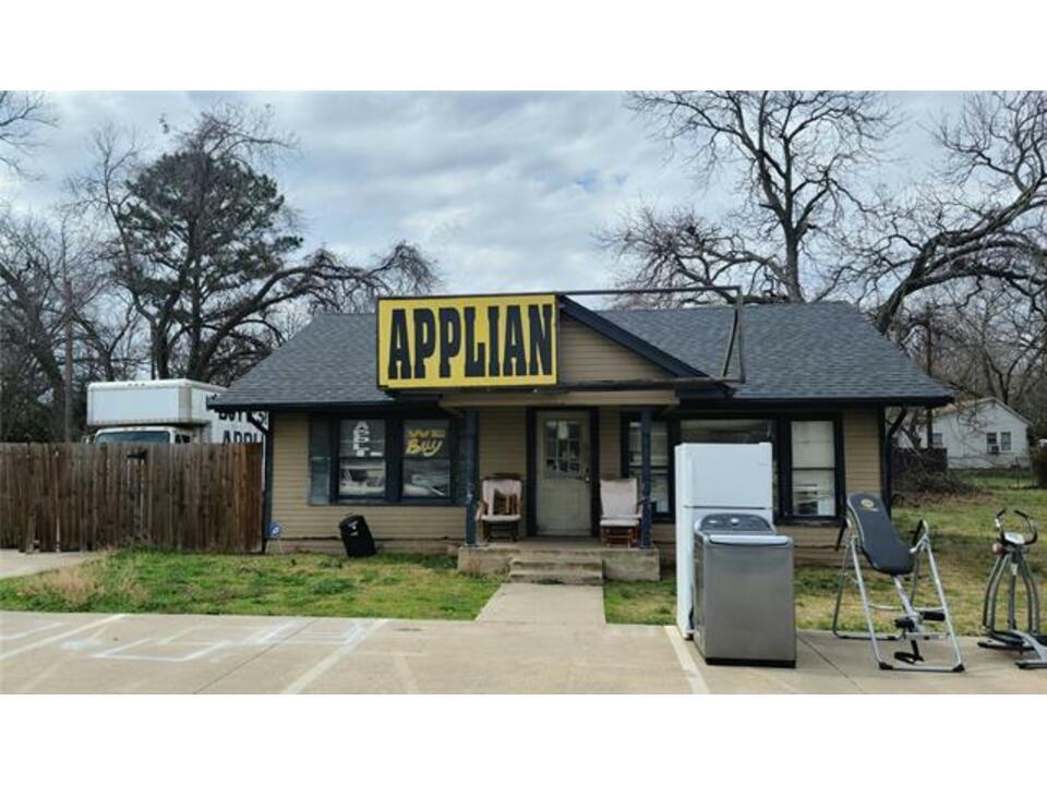 306 S Broadway St, Joshua, TX for sale Primary Photo- Image 1 of 1