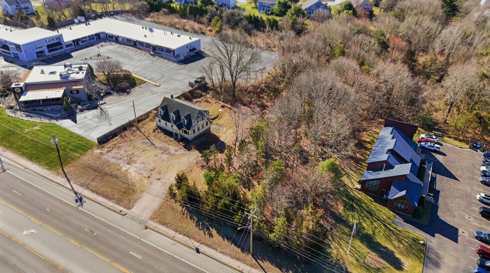261-263 Post Rd, Westerly, RI for sale - Building Photo - Image 2 of 33