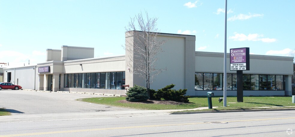 2926 29th St SE, Grand Rapids, MI for sale - Primary Photo - Image 1 of 1