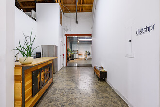 1939 S Santa Fe Ave, Los Angeles, CA for lease Interior Photo- Image 1 of 13