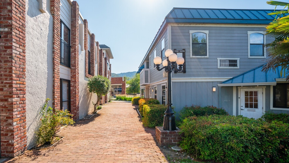 367-387 N State St, Ukiah, CA for sale - Building Photo - Image 2 of 16