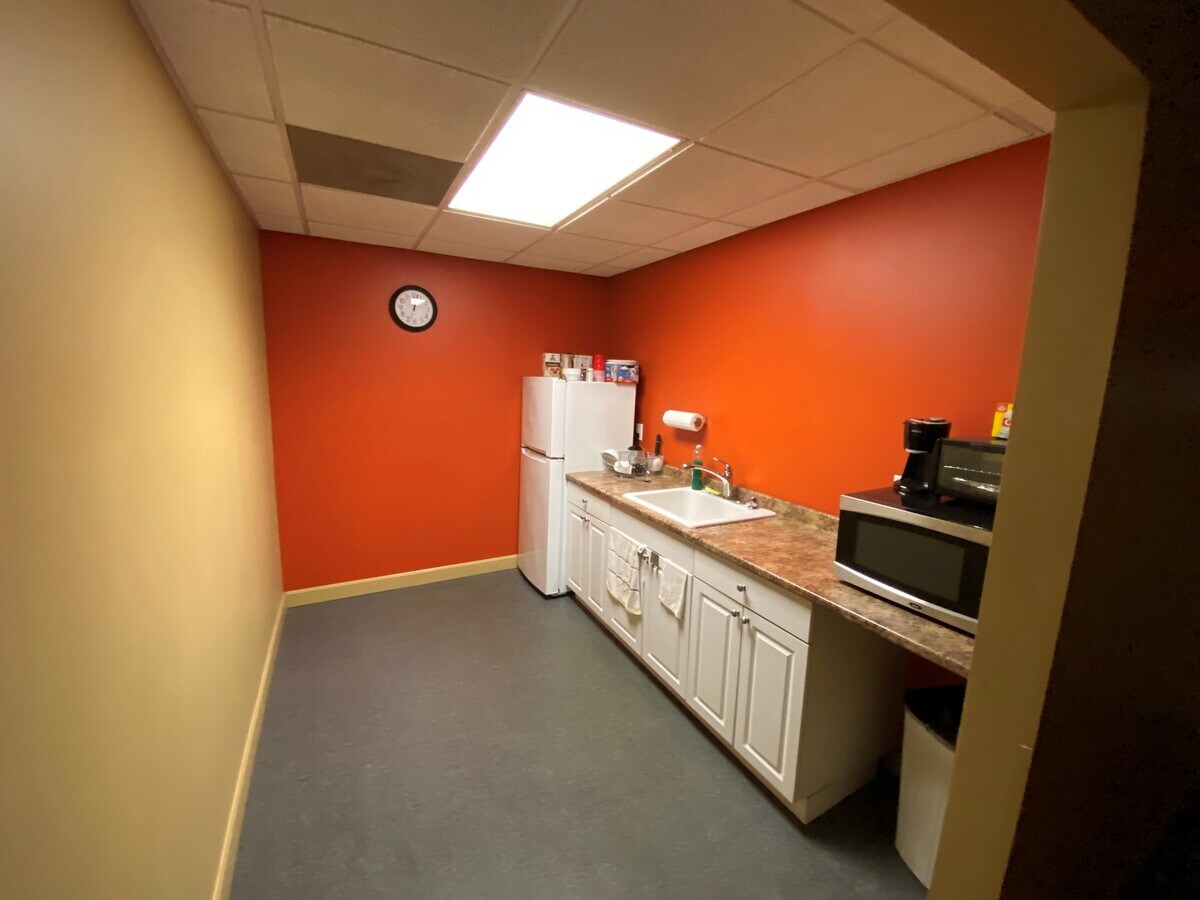 158 Prospect St, Waltham, MA 02453