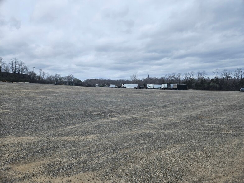 720 Pinehurst Rd, New Egypt, NJ for lease - Primary Photo - Image 1 of 5