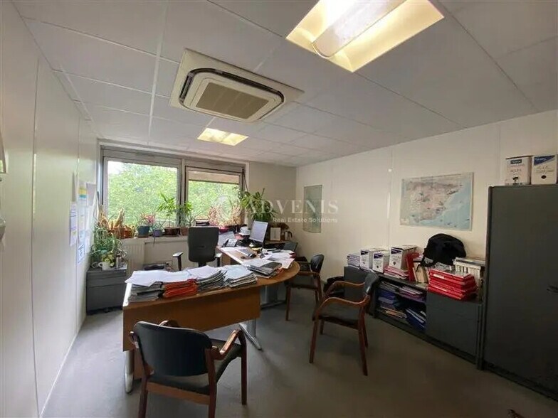 Office in Fontenay-sous-Bois for lease - Interior Photo - Image 2 of 7