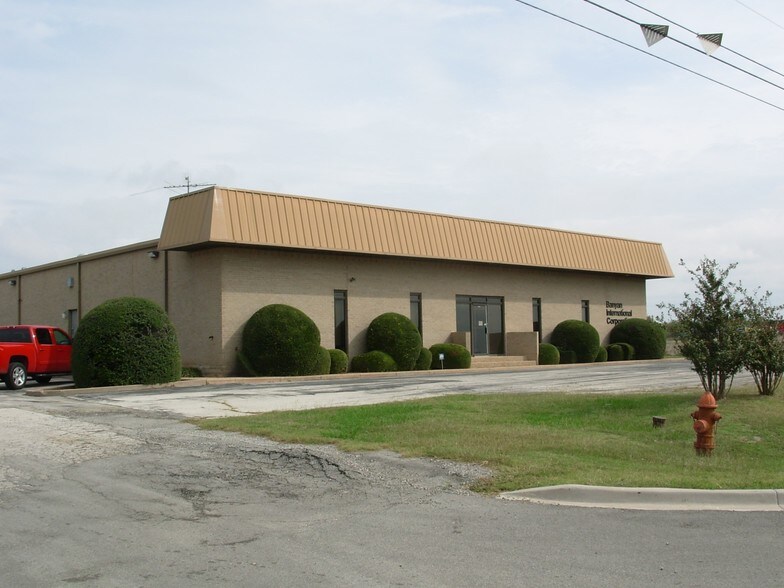 2118 E Overland Trl, Abilene, TX for sale - Building Photo - Image 1 of 1