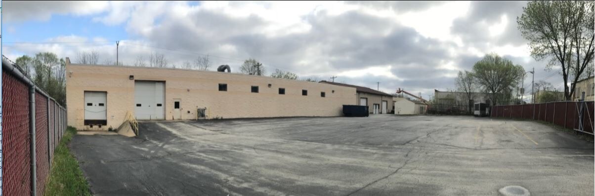 9018-9106 W Conrad Ln, West Allis, WI for sale Building Photo- Image 1 of 1