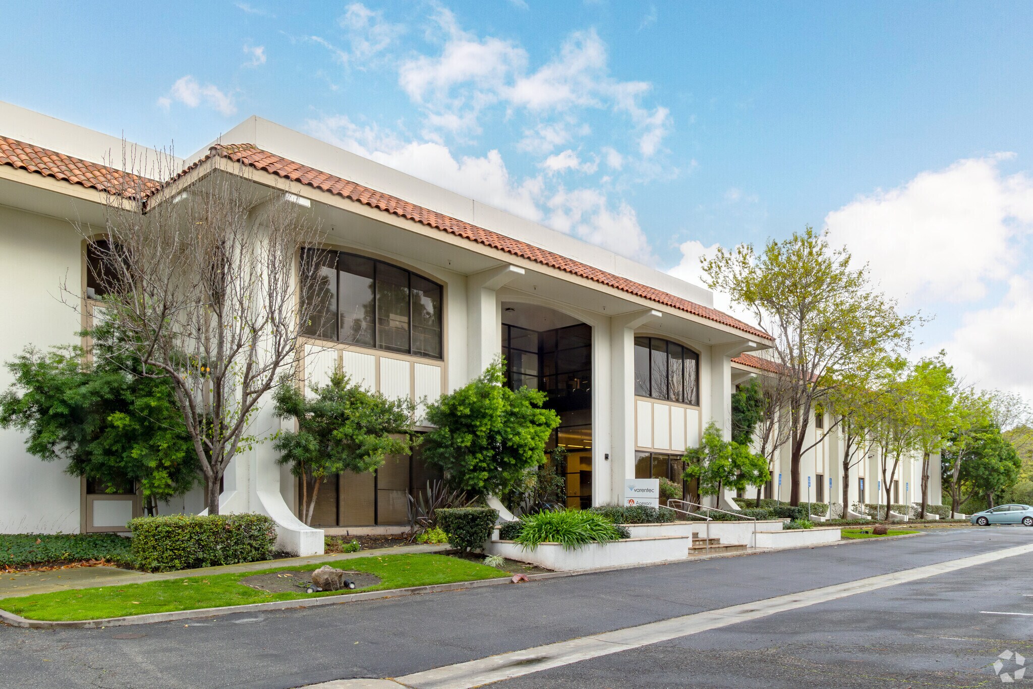 3200 Patrick Henry Dr, Santa Clara, CA for lease Building Photo- Image 1 of 9