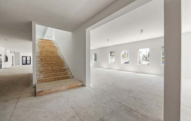 6600 Lexington Ave, Los Angeles, CA for lease - Interior Photo - Image 3 of 9