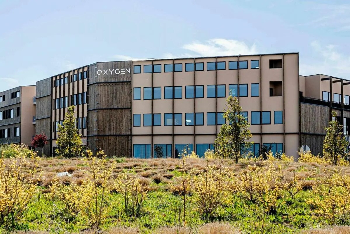 Office in Épron for lease Building Photo- Image 1 of 13