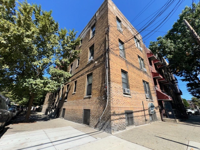 3004 Cruger Ave, Bronx, NY for sale - Building Photo - Image 3 of 48