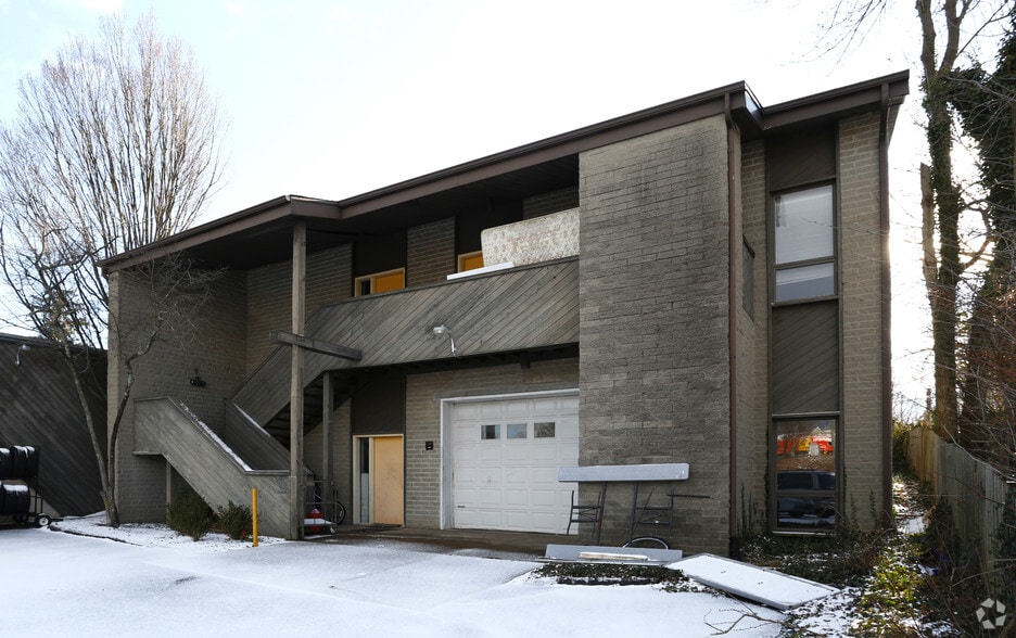 3305 Dixie Hwy, Erlanger, KY for sale - Primary Photo - Image 1 of 3