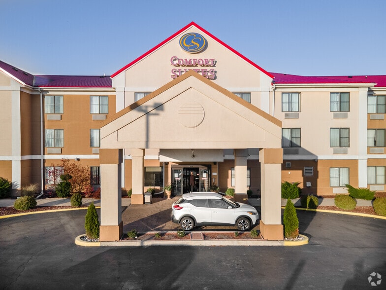 2235 173rd St, Lansing, IL for sale - Building Photo - Image 2 of 36