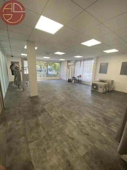 Office in Balma for lease - Interior Photo - Image 1 of 7