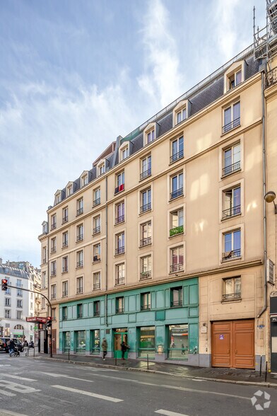 162 D Rue Du Faubourg Saint-Denis, Paris for lease - Building Photo - Image 2 of 2