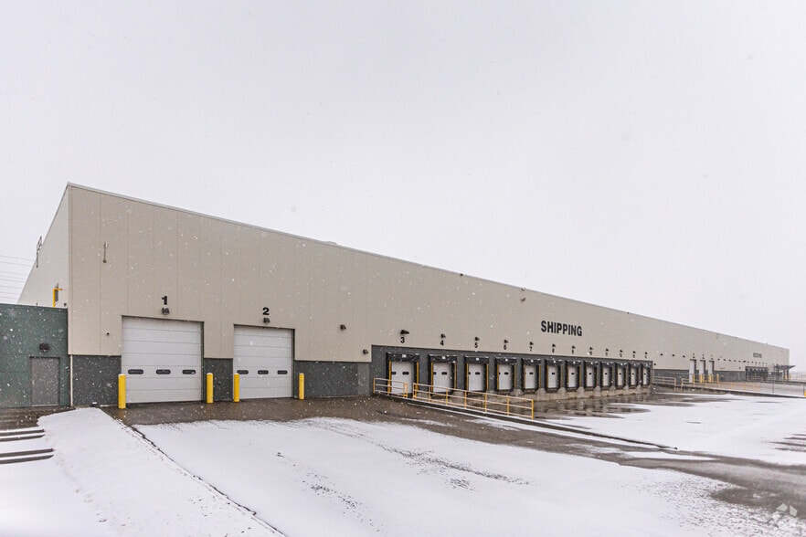 2603 76th Ave NW, Edmonton, AB for sale - Building Photo - Image 1 of 1