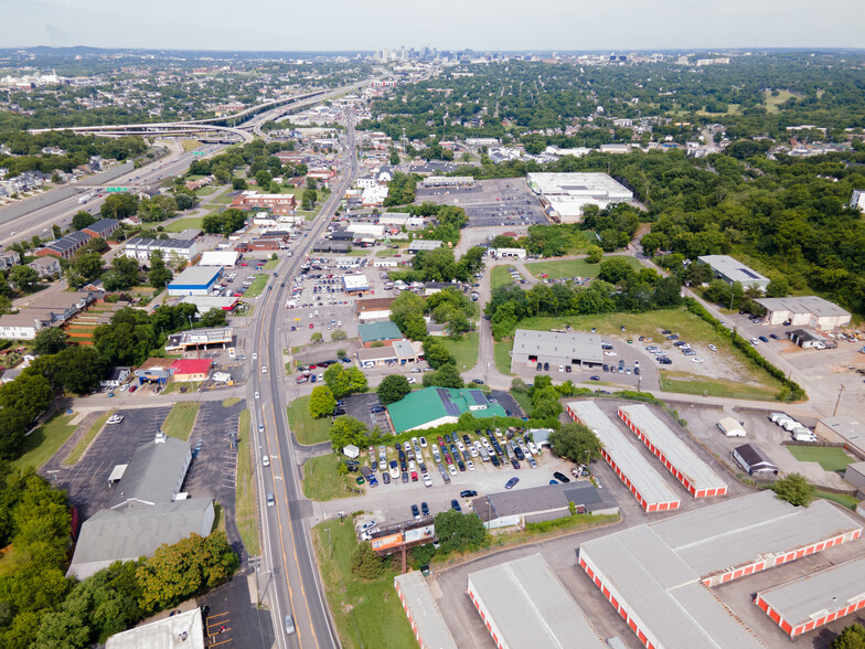 6115 Charlotte Pike, Nashville, TN for sale - Primary Photo - Image 1 of 5