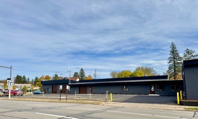 2105 N 6th St, Wausau, WI for lease Building Photo- Image 1 of 10