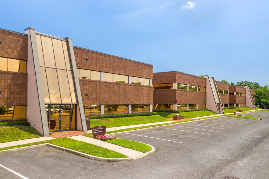 West Ridge Corporate Campus - Commercial Real Estate