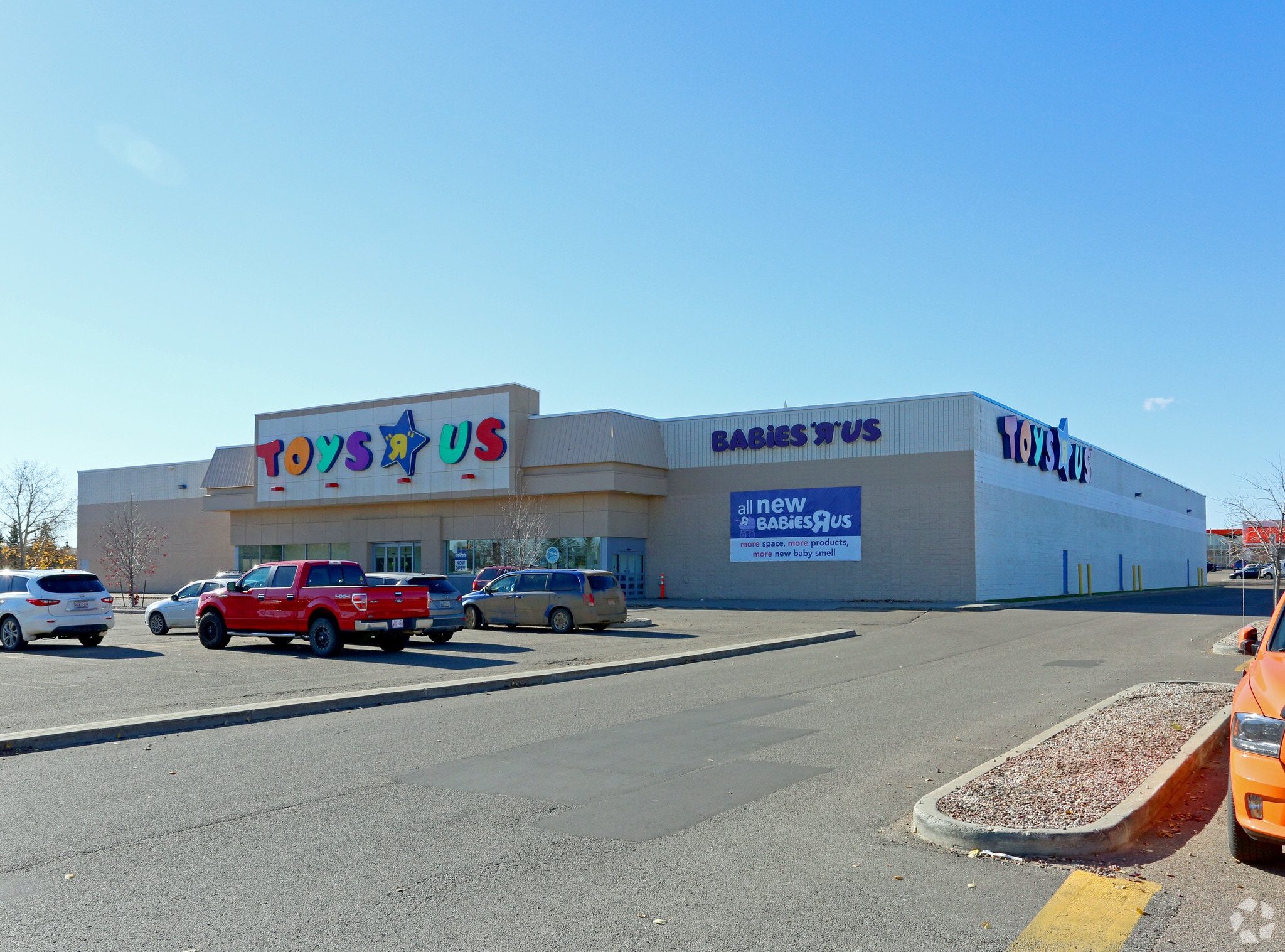 9908 170th St, Edmonton, AB for sale Primary Photo- Image 1 of 3