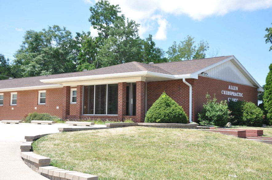 1537 N Water St, Decatur, IL for sale - Building Photo - Image 1 of 1