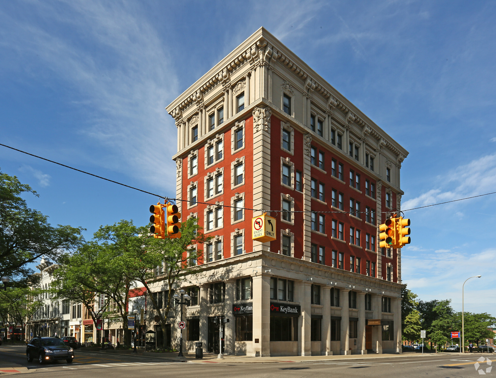 100-106 S Main St, Ann Arbor, Mi 48104 - Downtown Ann Arbor Office 