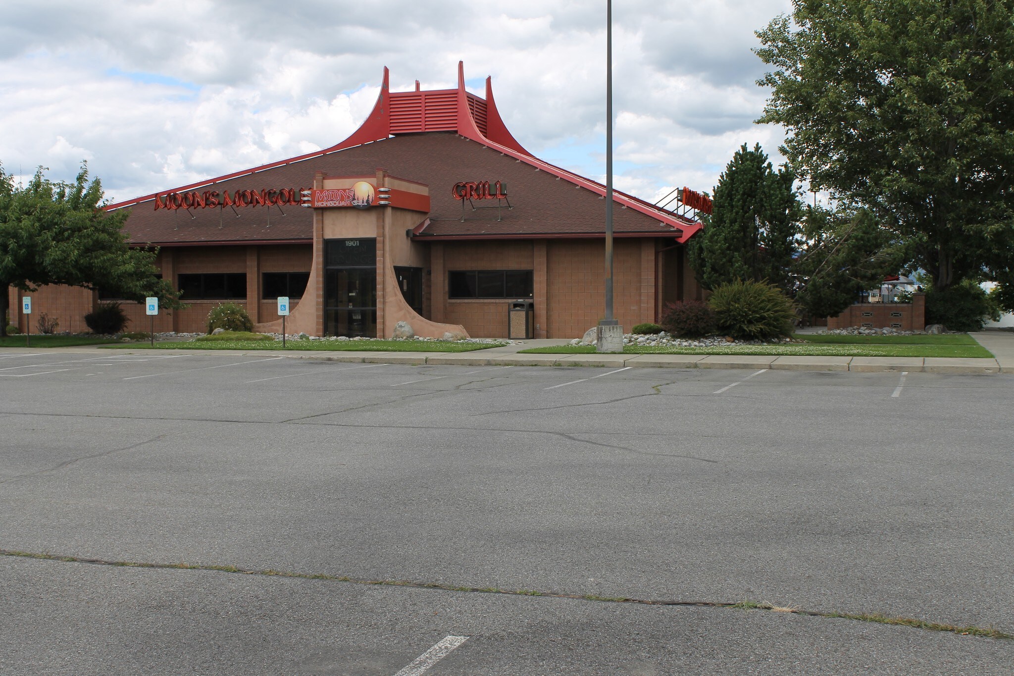 1901 E Seltice Way, Post Falls, ID for sale Primary Photo- Image 1 of 1