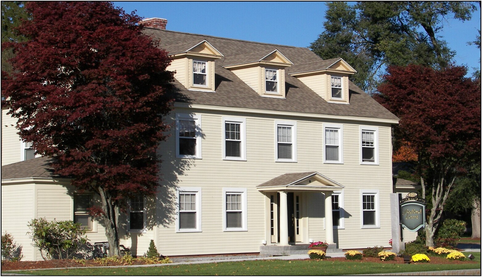 170 S River Rd, Bedford, NH 03110