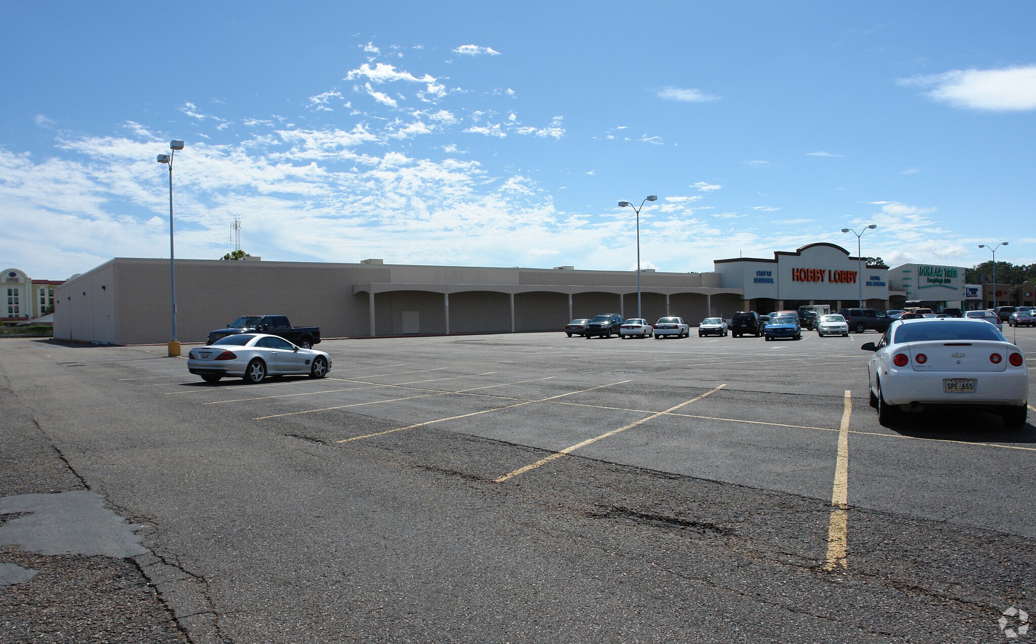 3121-3145 College Dr, Baton Rouge, LA for sale Primary Photo- Image 1 of 1