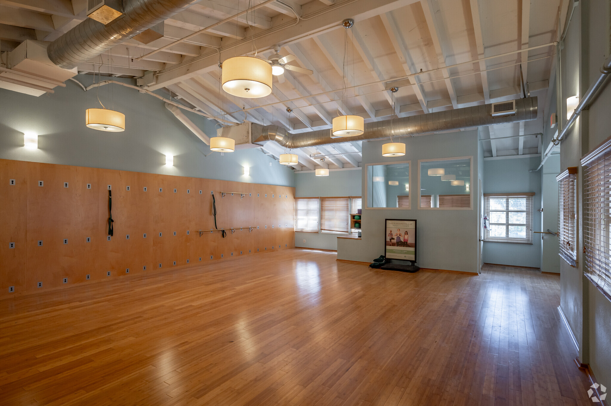 27001 La Paz Rd, Mission Viejo, CA for lease Interior Photo- Image 1 of 3