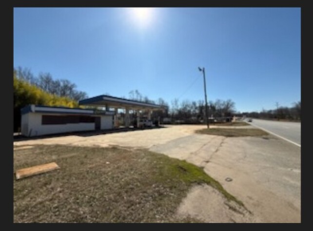 1010 E Shockley Ferry Rd, Anderson, SC for sale - Building Photo - Image 2 of 2