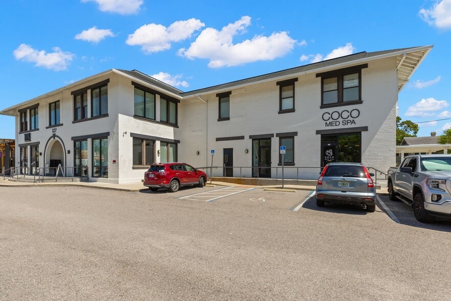 327 11th Ave N, Saint Petersburg, FL for lease - Building Photo - Image 3 of 25