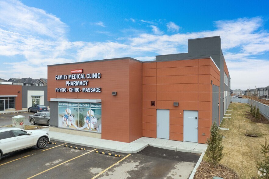 272 Kinniburgh Blvd, Chestermere, AB T1X 0P4 Building A