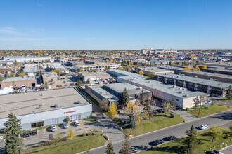3536 27th St NE, Calgary, AB - Aerial map view