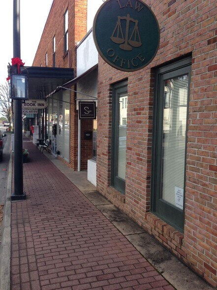 21 S Section St, Fairhope, AL for sale - Primary Photo - Image 1 of 1