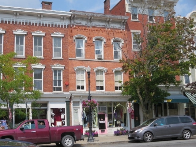 61 Albany St, Cazenovia, NY for lease - Building Photo - Image 1 of 7