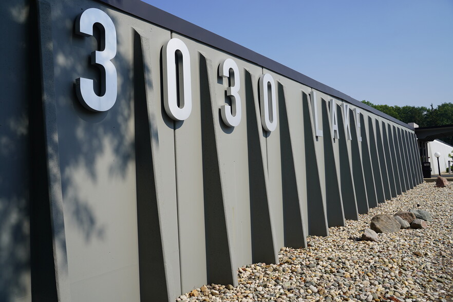 3030 Lake Ave, Fort Wayne, IN for lease - Building Photo - Image 2 of 7