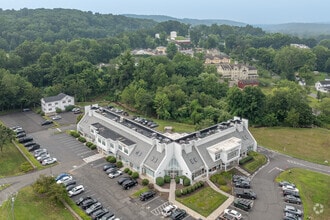 77 Main St N, Southbury, CT - AERIAL  map view
