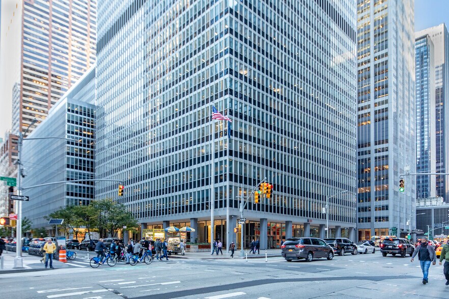 230 Park Ave, New York, NY 10169 - The Helmsley Building | LoopNet