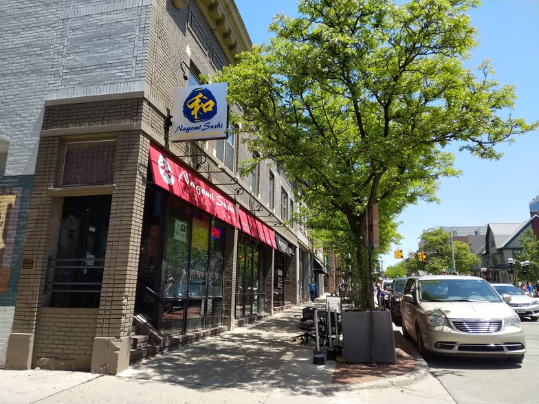 213-289 E Liberty St, Ann Arbor, MI for lease - Building Photo - Image 1 of 16