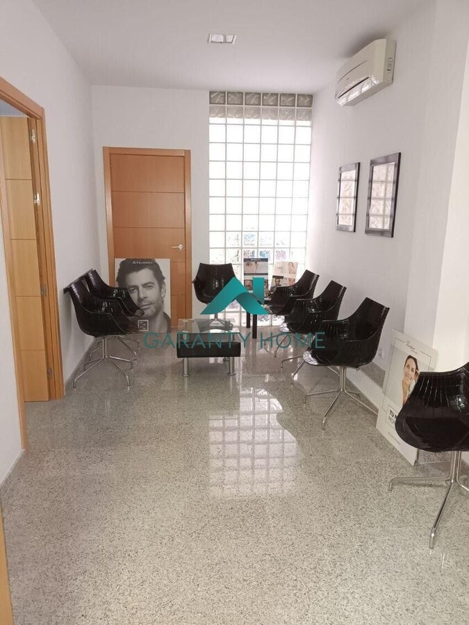 Torremolinos, MAL 29620 -  -  - Interior Photo - Image 1 of 4