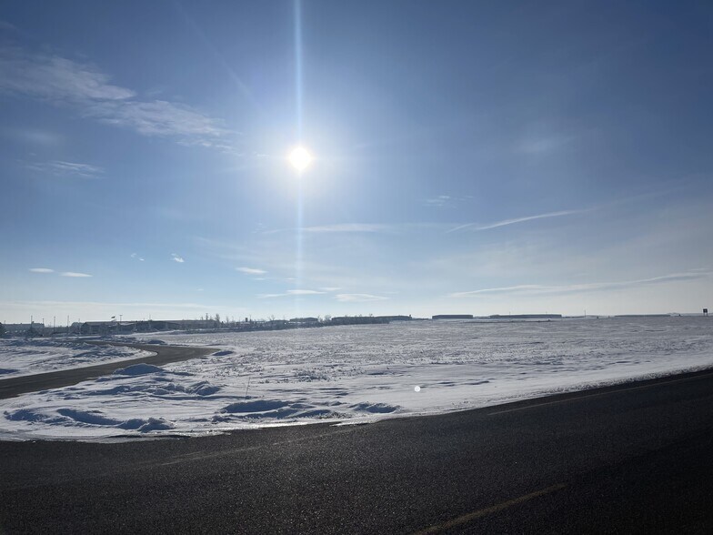 30th St SW, Dickinson, ND for sale - Building Photo - Image 1 of 6