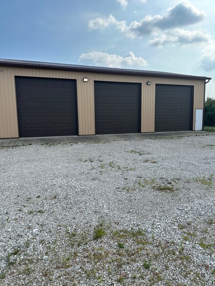 1242 S Old State Road 67, Mooresville, IN for lease - Building Photo - Image 2 of 4