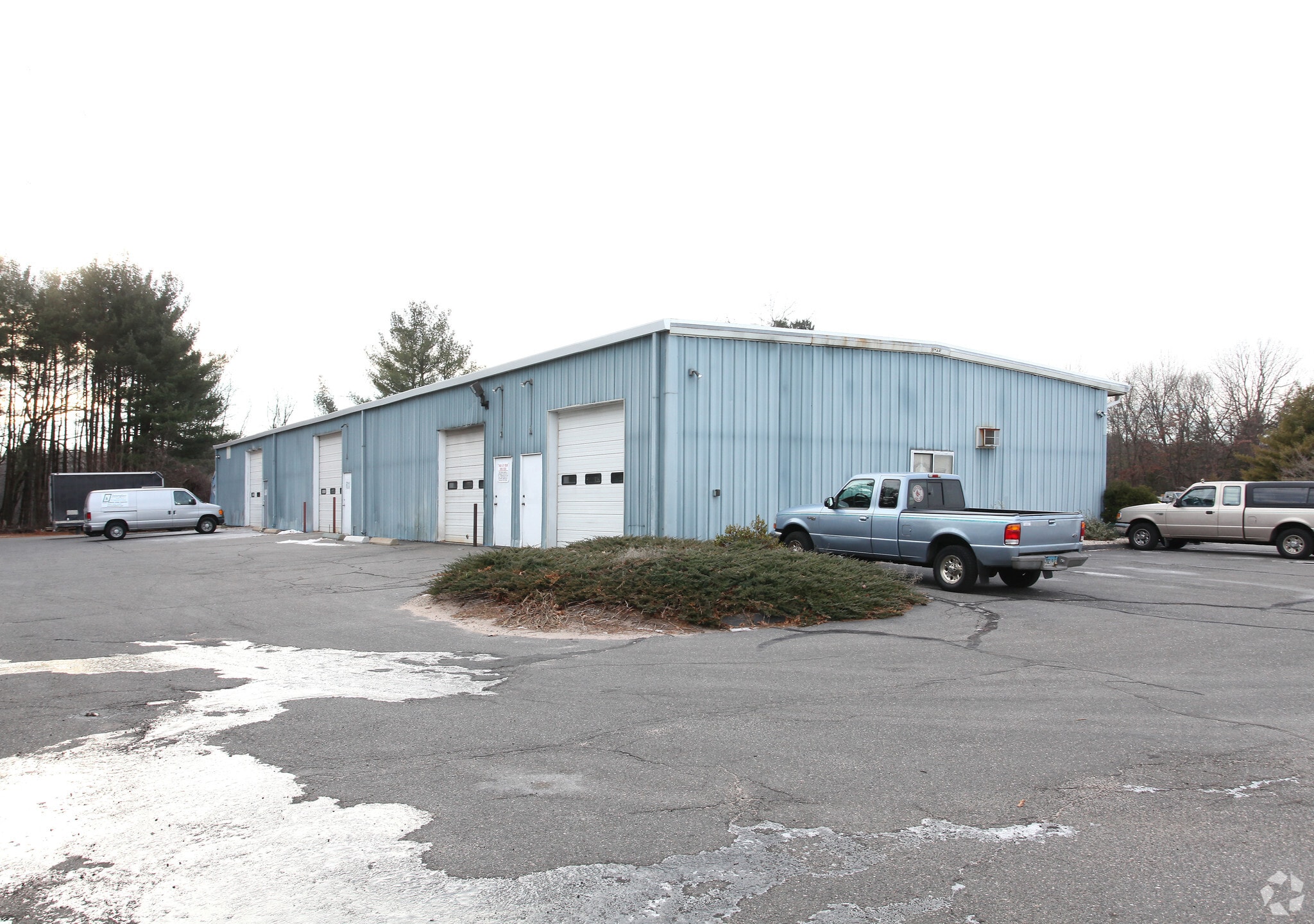 15 Herman Dr, Simsbury, CT for lease Primary Photo- Image 1 of 18