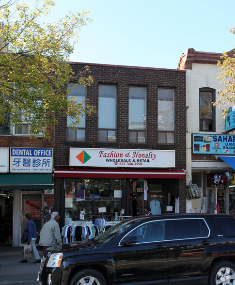 388 Spadina Ave, Toronto, ON for sale - Building Photo - Image 1 of 1