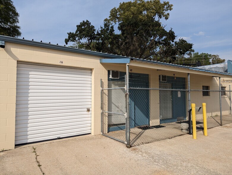 3804 SE Lake Weir Ave, Ocala, FL for sale - Building Photo - Image 1 of 1