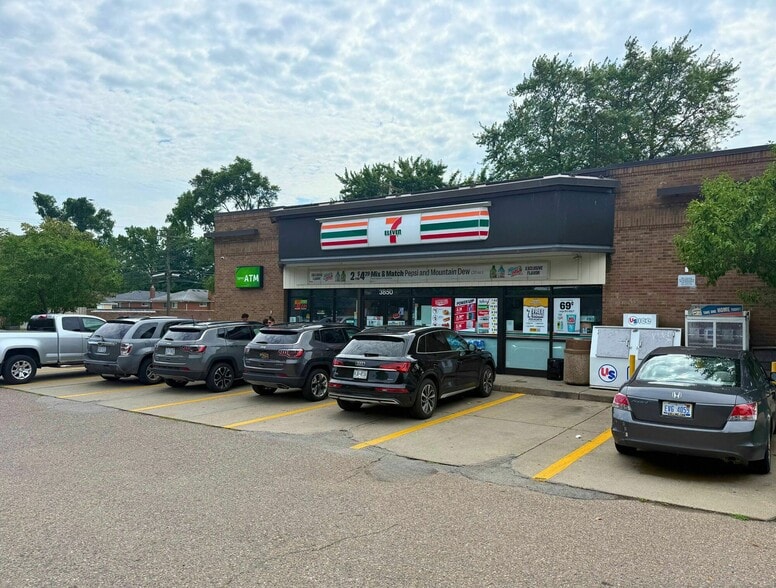 3850 Monroe St, Dearborn, MI for sale - Building Photo - Image 2 of 4