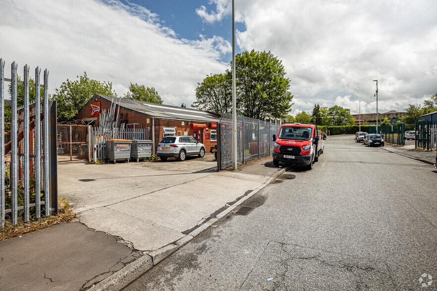 Fort St, Blackburn for lease - Building Photo - Image 2 of 3