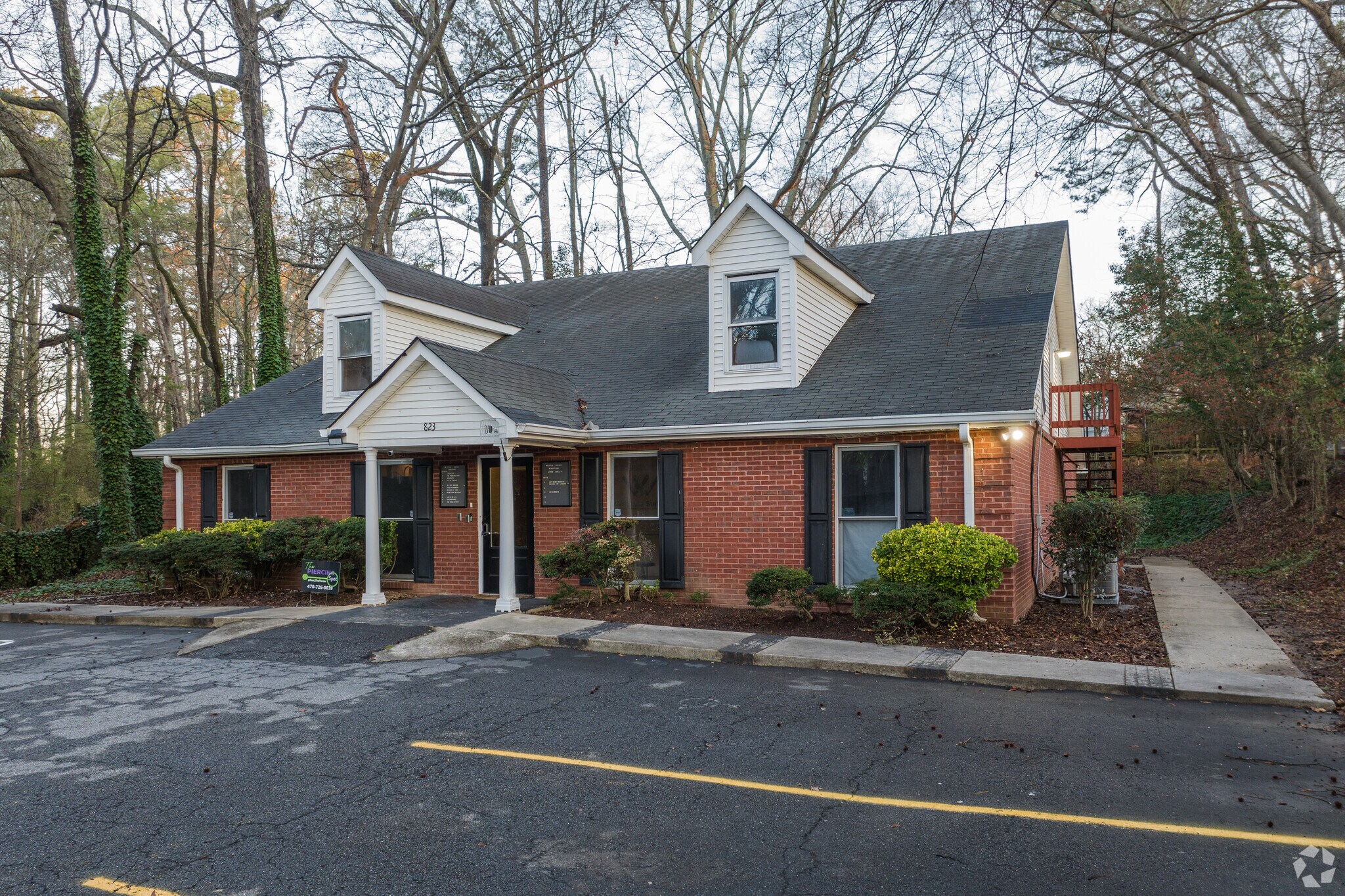 823 Highway 138, Riverdale, GA for sale Primary Photo- Image 1 of 29